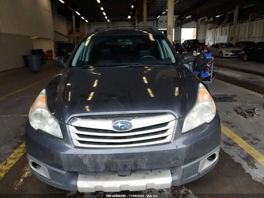 2010 SUBARU OUTBACK 2.5I LIMITED