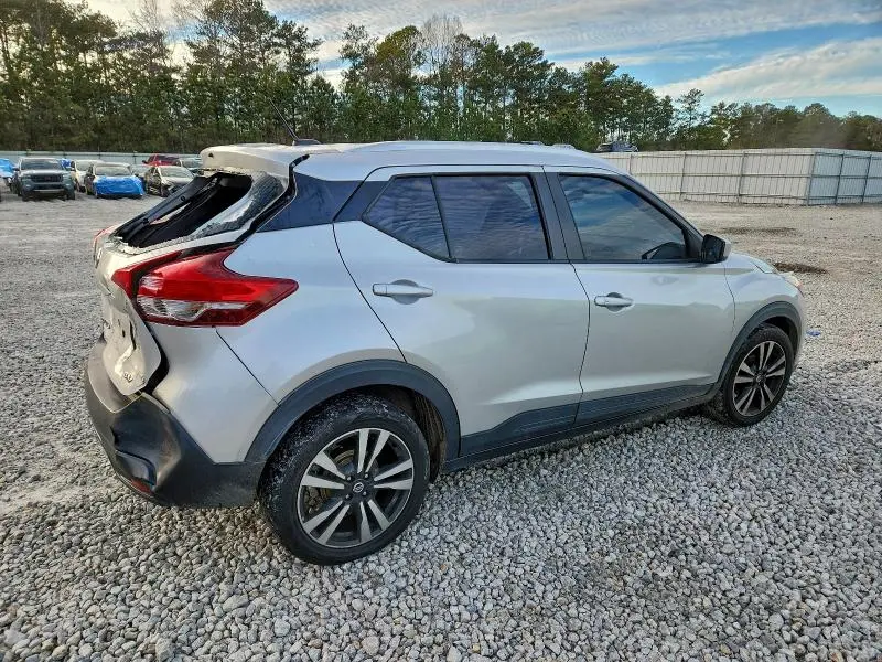 2019 NISSAN KICKS S  