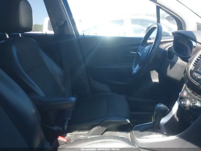 2019 CHEVROLET TRAX LT