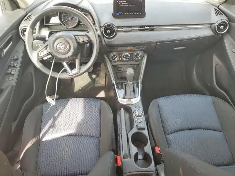2019 TOYOTA YARIS LE  