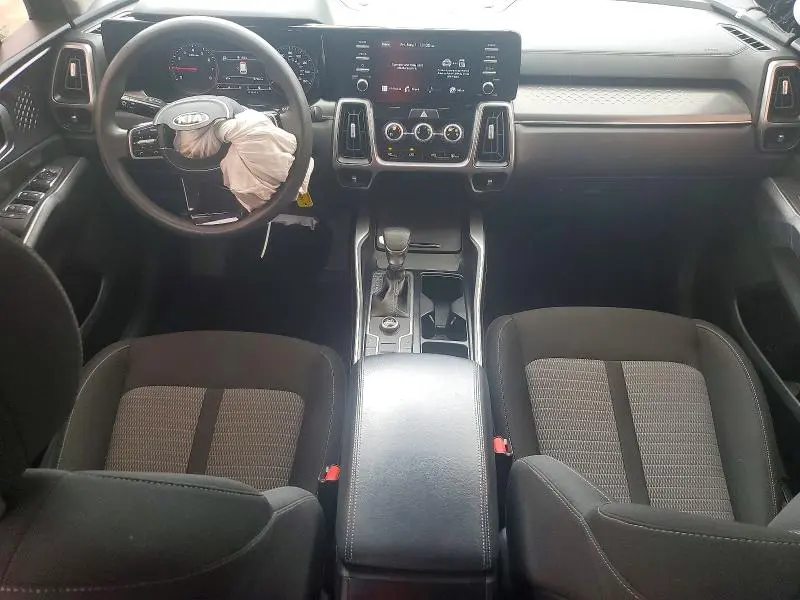 2021 KIA SORENTO LX  