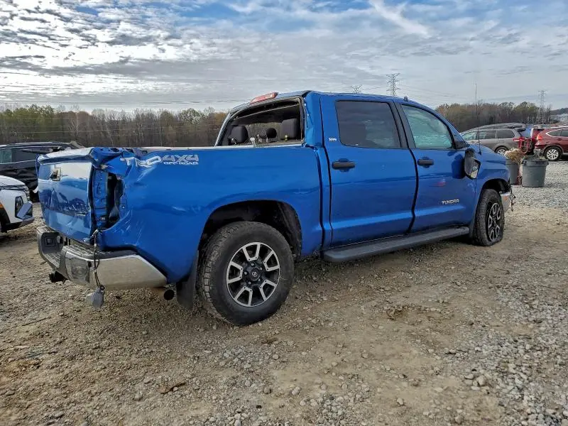 2018 TOYOTA TUNDRA CREWMAX SR5  