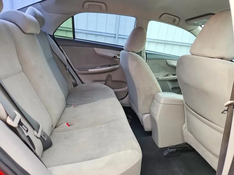 2012 TOYOTA COROLLA LE  