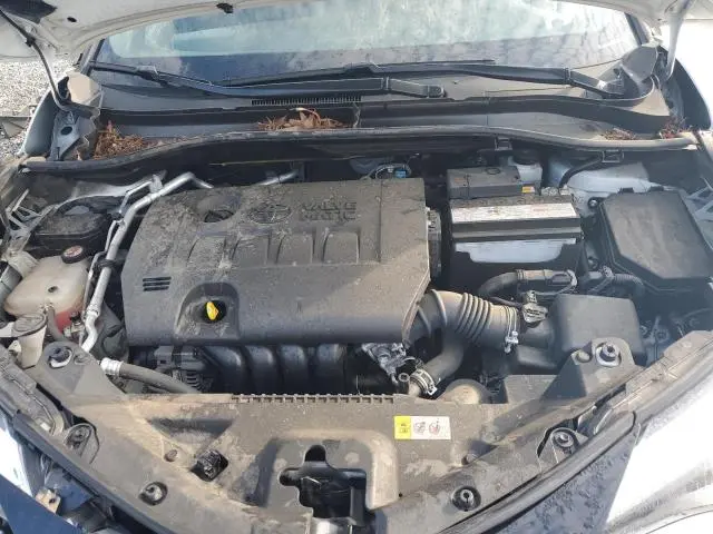 2022 TOYOTA C-HR XLE  