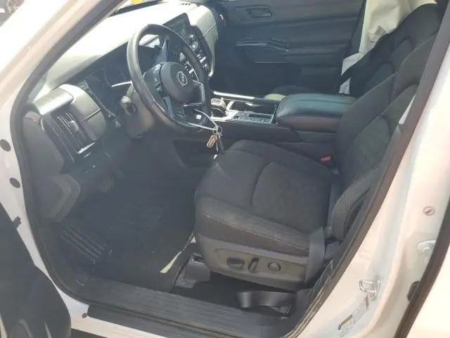 2023 NISSAN PATHFINDER SV  