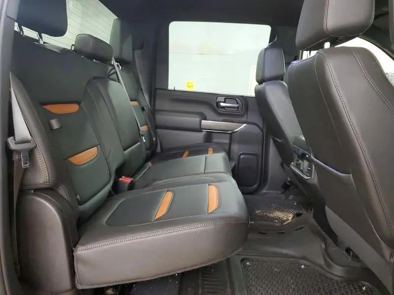 2022 GMC SIERRA K2500 AT4  