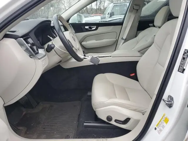 2019 VOLVO XC60 T5 MOMENTUM