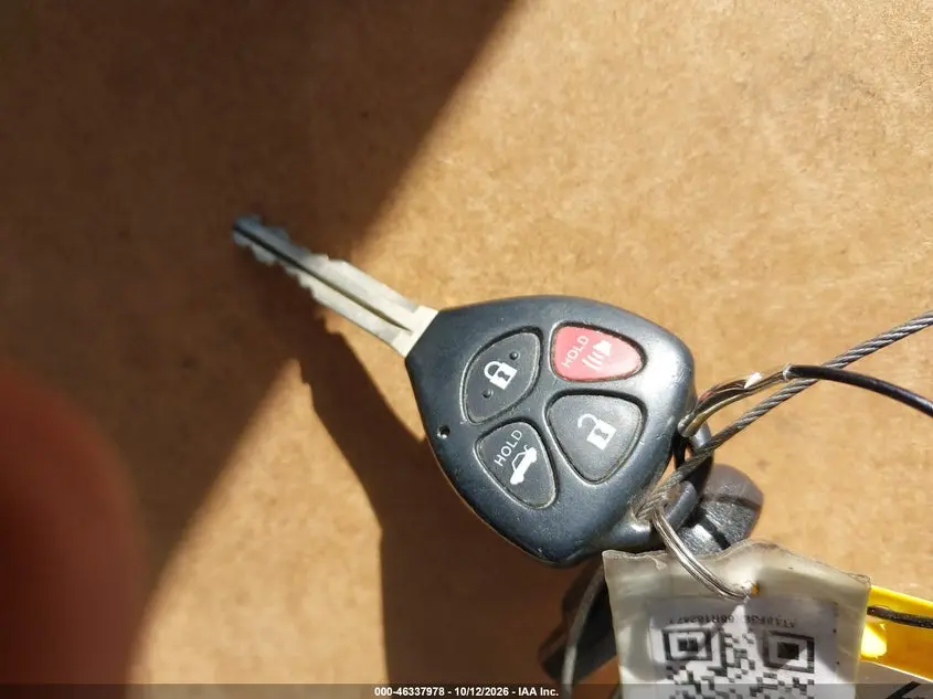 2011 TOYOTA CAMRY XLE