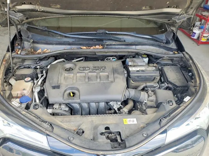 2019 TOYOTA C-HR XLE  