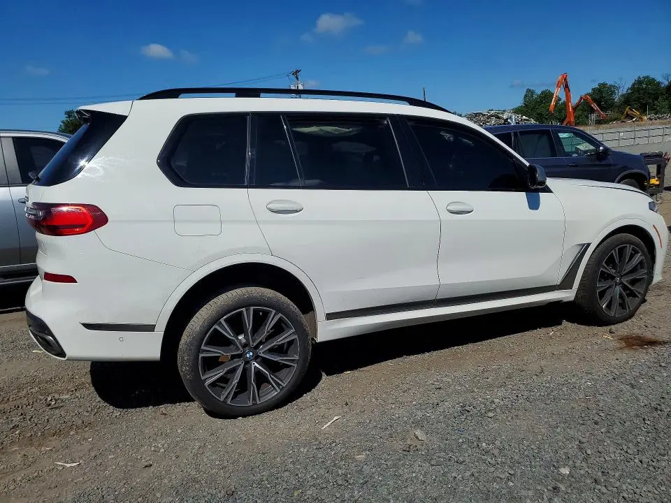 2021 BMW X7 M50I  