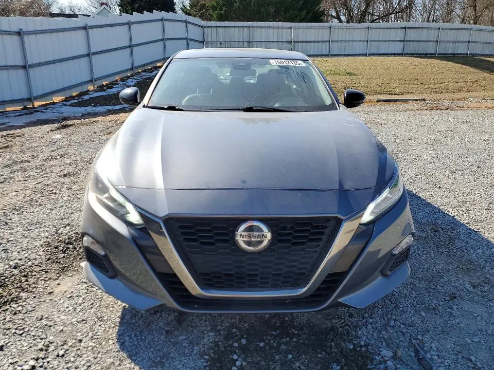 2020 NISSAN ALTIMA SR  