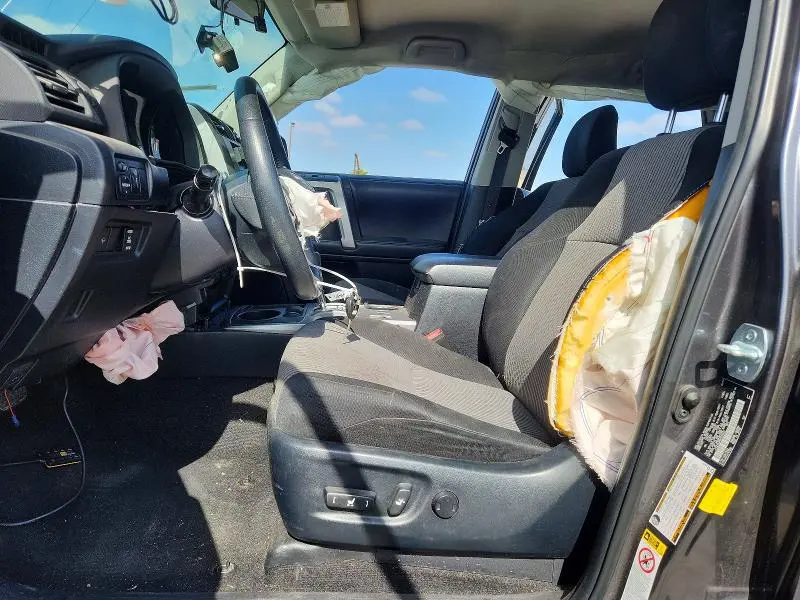 2019 TOYOTA 4RUNNER SR5  