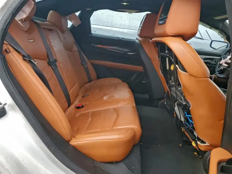 2016 CADILLAC CT6 LUXURY  