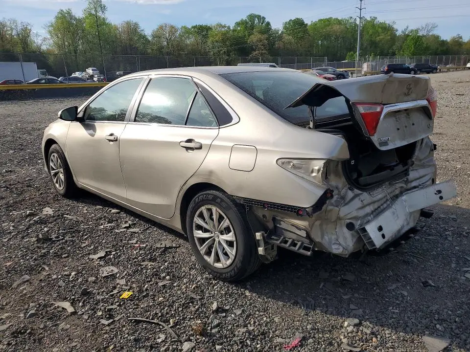 2017 TOYOTA CAMRY LE  