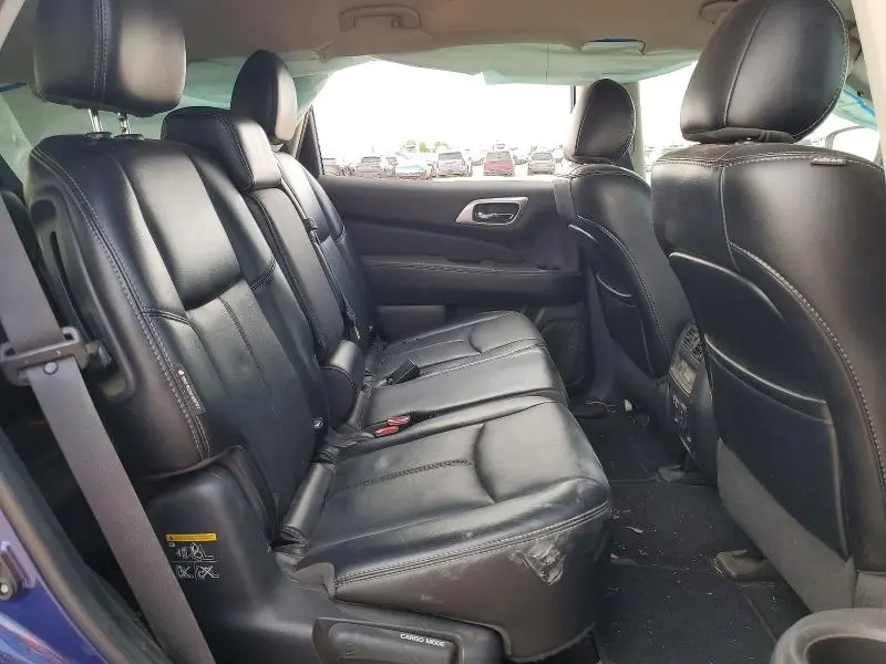 2020 NISSAN PATHFINDER SL  