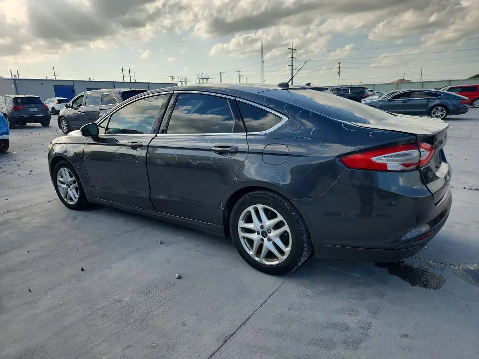 2016 FORD FUSION SE  