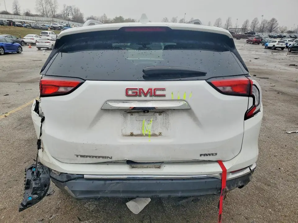 2019 GMC TERRAIN SLT  
