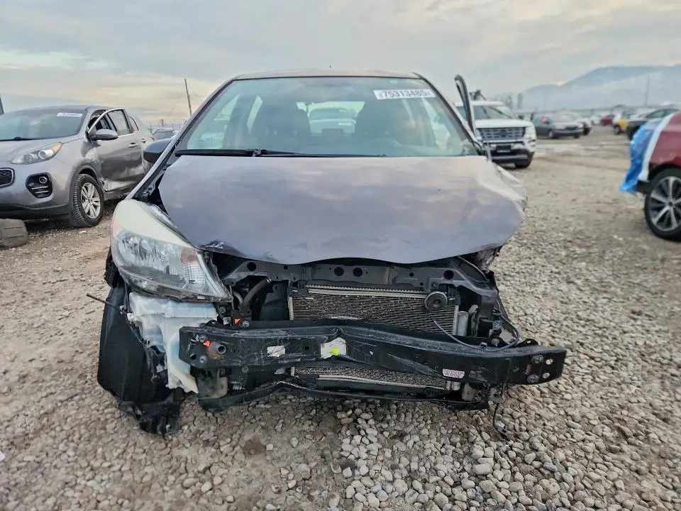 2014 TOYOTA YARIS 5-DOOR L FLEET  