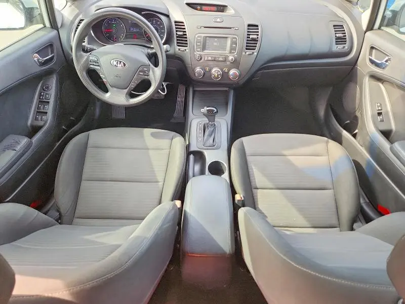 2016 KIA FORTE LX   