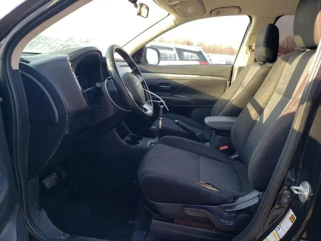 2016 MITSUBISHI OUTLANDER SE