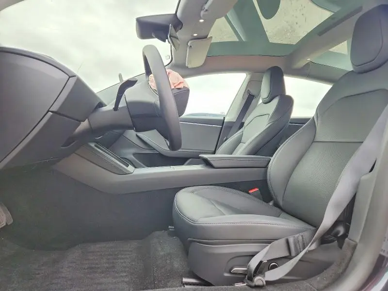 2026 TESLA MODEL 3   