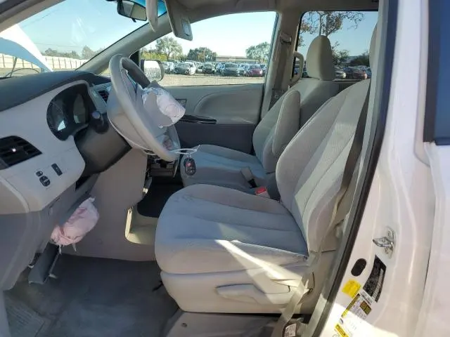 2012 TOYOTA SIENNA BASE  