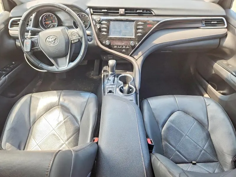 2018 TOYOTA CAMRY XLE  