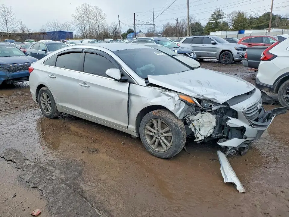 2015 HYUNDAI SONATA SE  