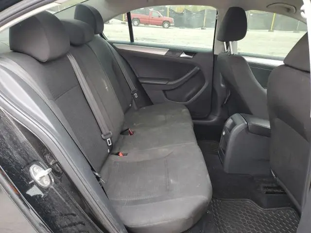 2016 VOLKSWAGEN JETTA SE  