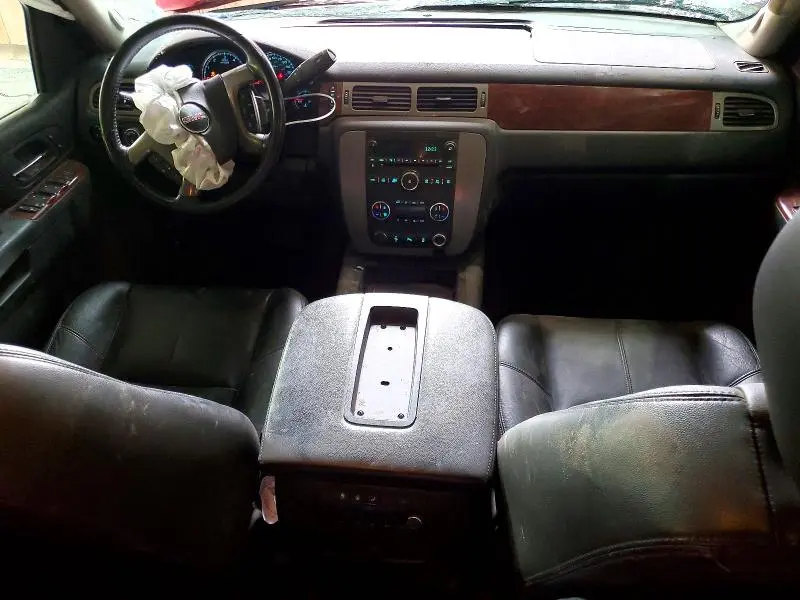 2013 GMC YUKON SLT  