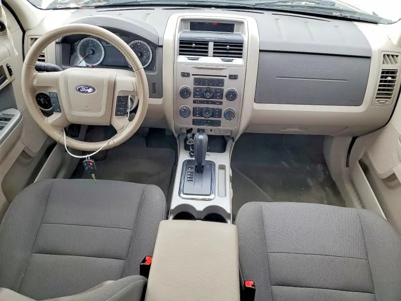 2010 FORD ESCAPE XLT  