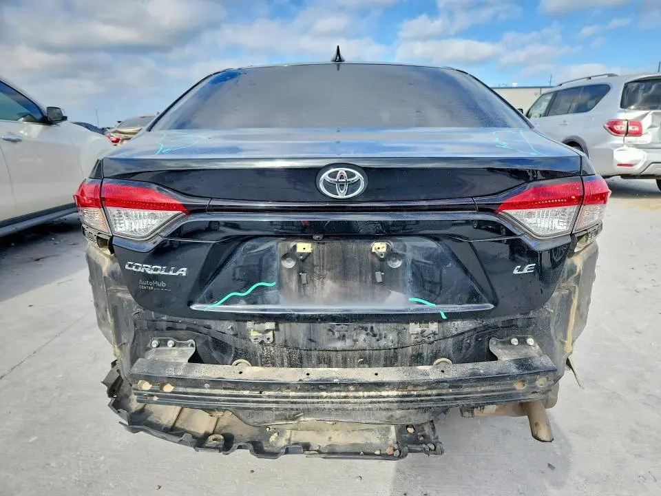 2021 TOYOTA COROLLA   
