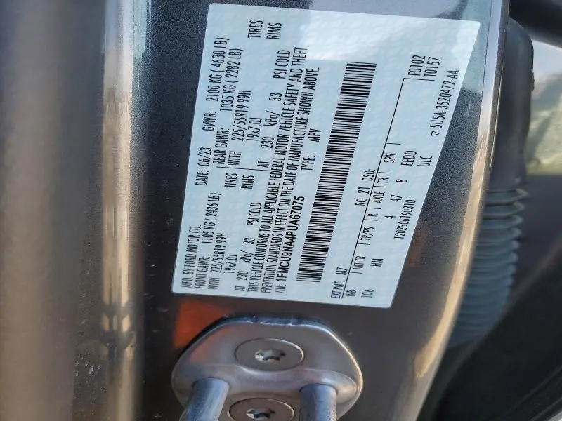 2023 FORD ESCAPE ST LINE SELECT  