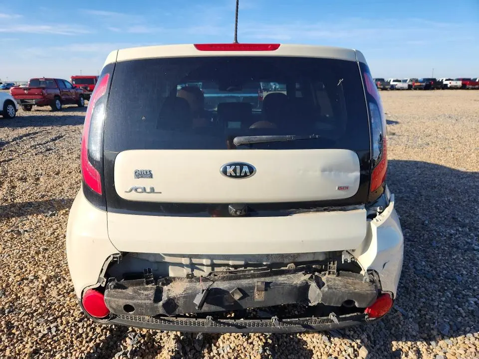 2015 KIA SOUL !  