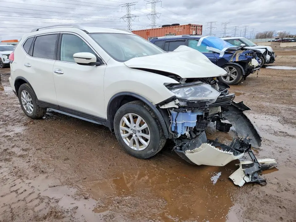 2017 NISSAN ROGUE SV  