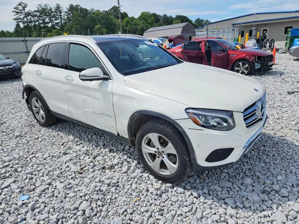 2018 MERCEDES-BENZ GLC 300  