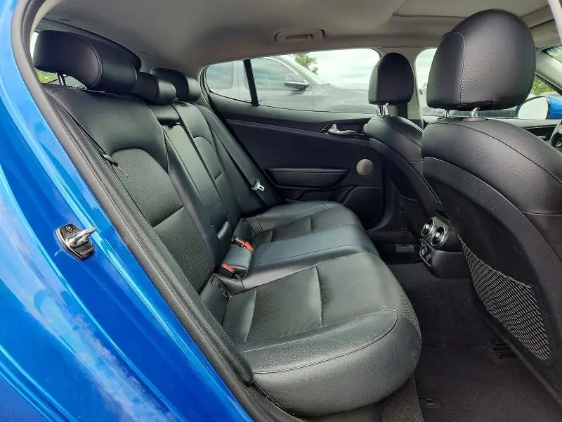 2018 KIA STINGER PREMIUM  