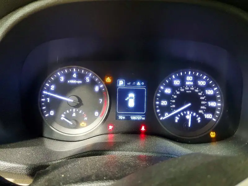 2016 HYUNDAI TUCSON SE  