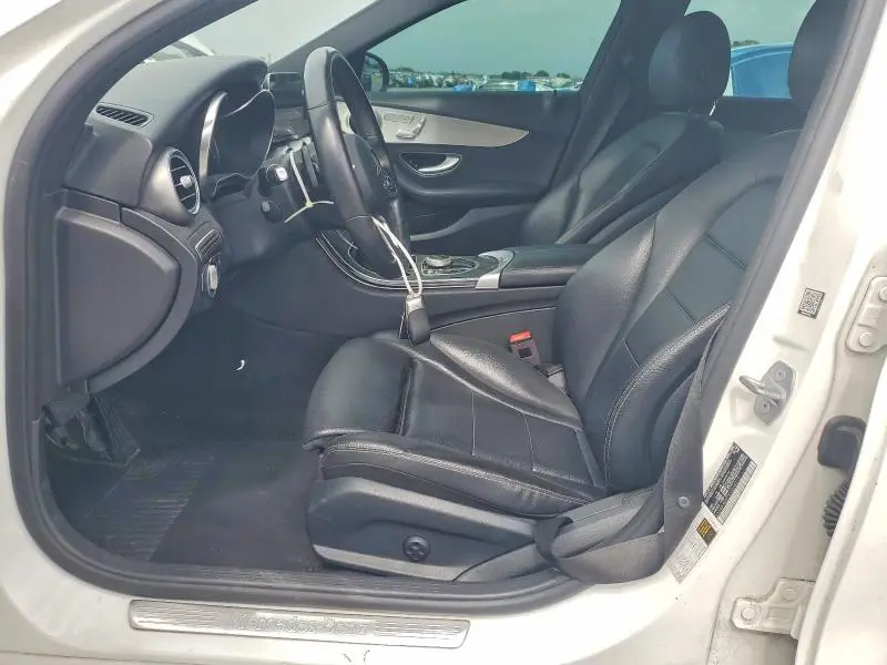 2019 MERCEDES-BENZ C 300  