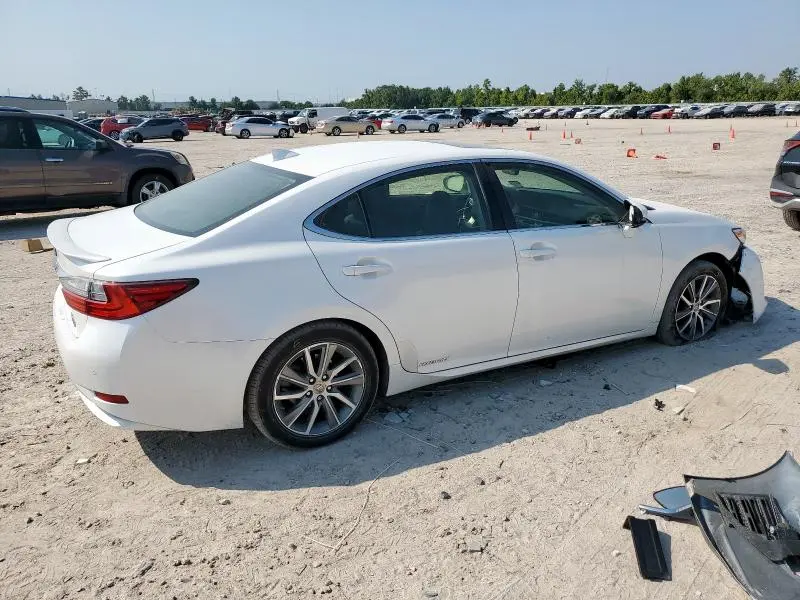 2018 LEXUS ES 300H  