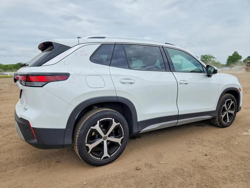 2025 VOLKSWAGEN TIGUAN SE  