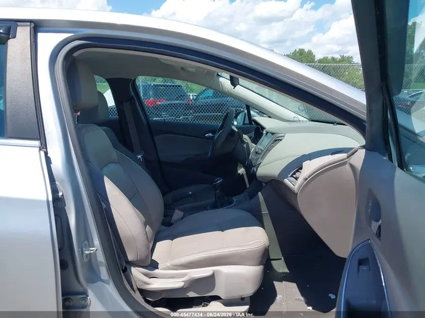2017 CHEVROLET CRUZE LT MANUAL