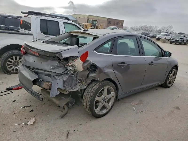2014 FORD FOCUS TITANIUM  