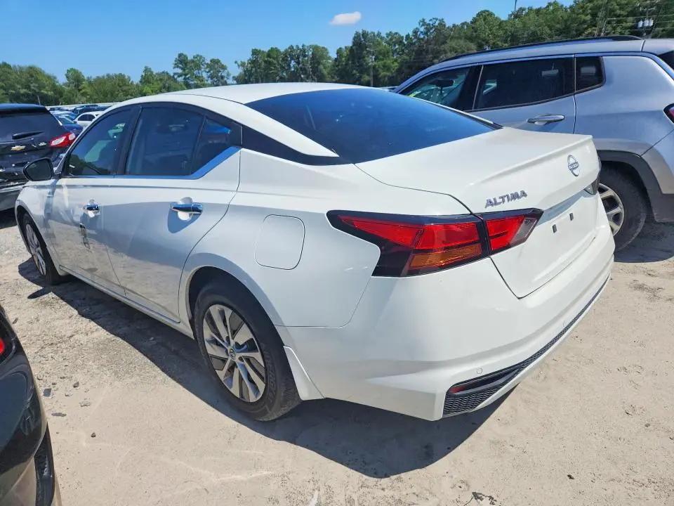 2024 NISSAN ALTIMA S  