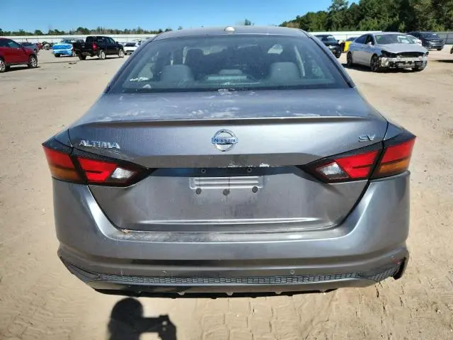 2022 NISSAN ALTIMA SV  