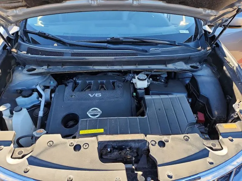 2011 NISSAN MURANO S  