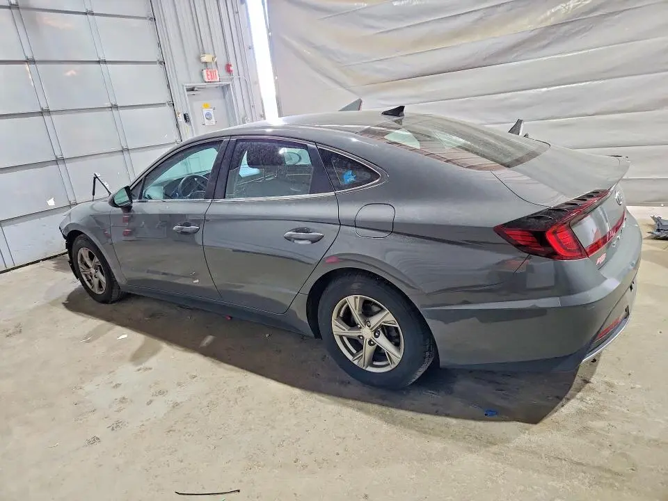 2021 HYUNDAI SONATA SE  