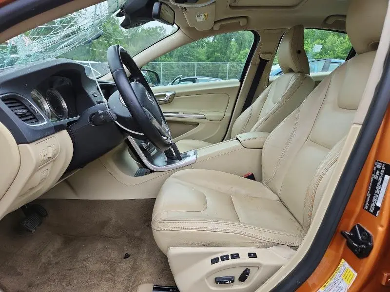 2013 VOLVO S60 T5  