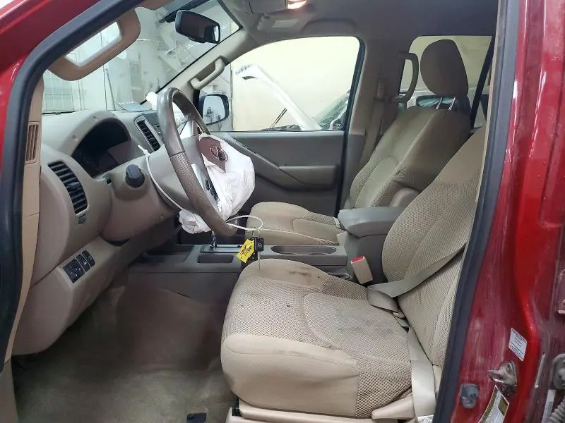 2014 NISSAN FRONTIER S  