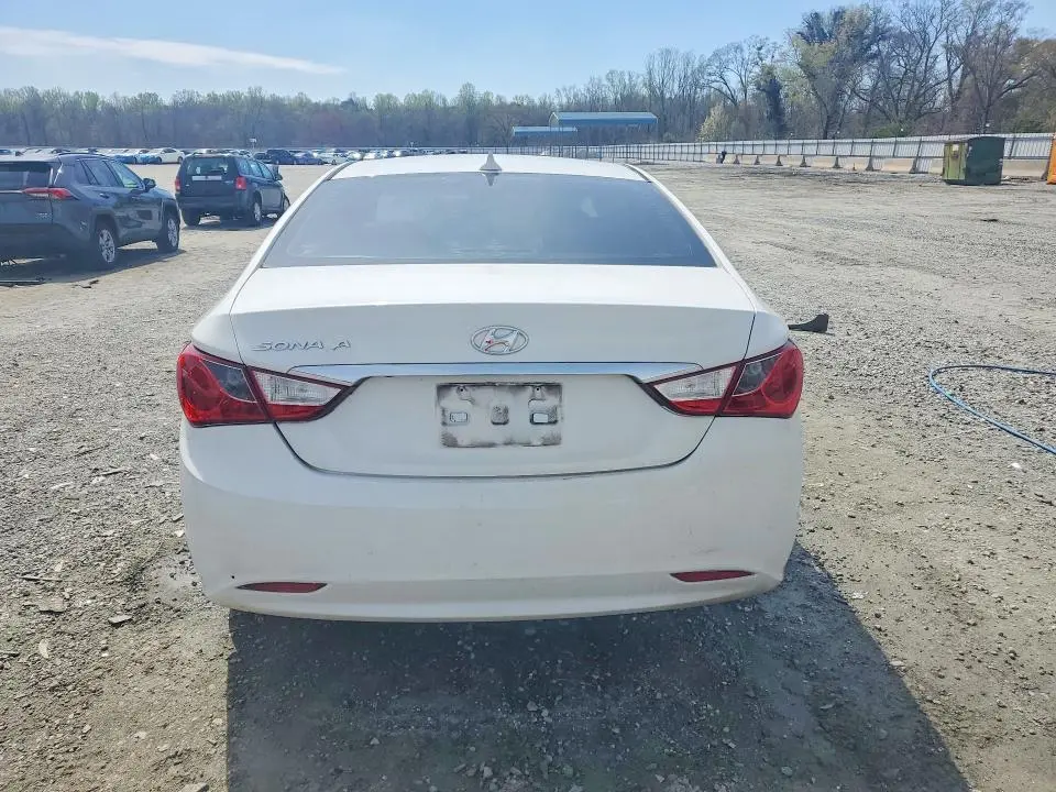 2013 HYUNDAI SONATA GLS  